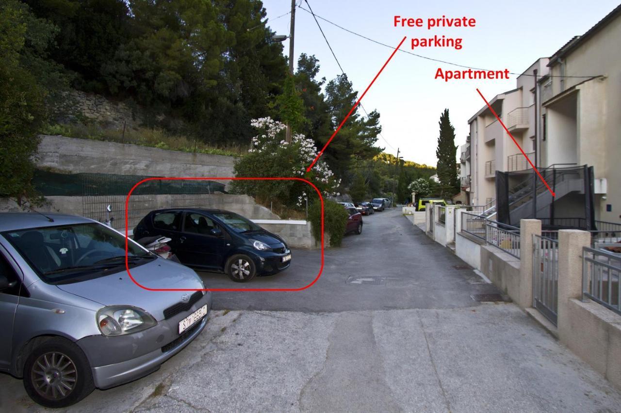 Luxury With Roofed Patio Near & Center Apartament *